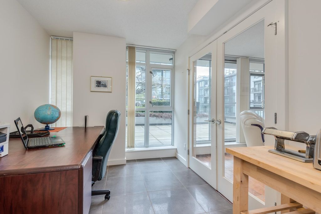 listing image 1105005164524760679