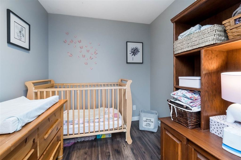 listing image 1100317555287630821