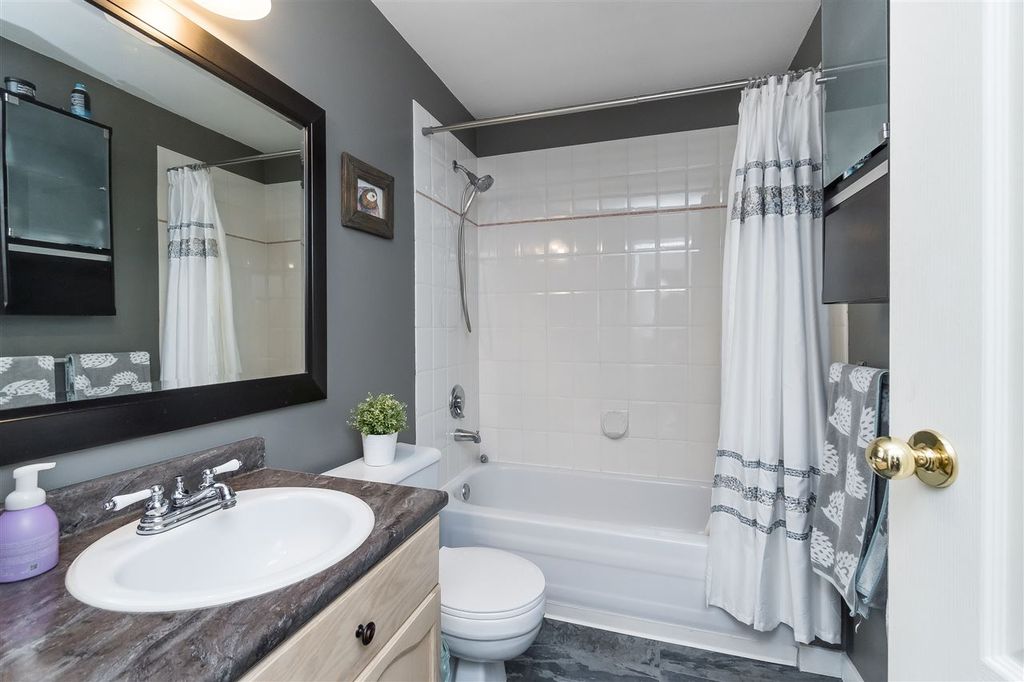 listing image 1103155079930390264
