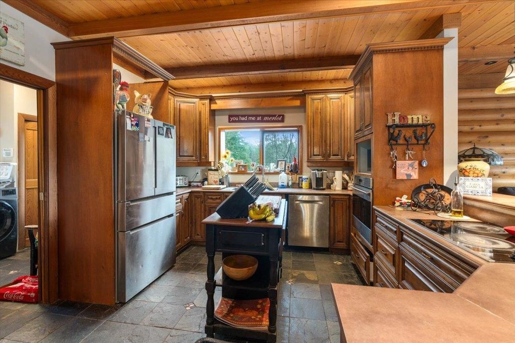 listing image 1100935851088090698