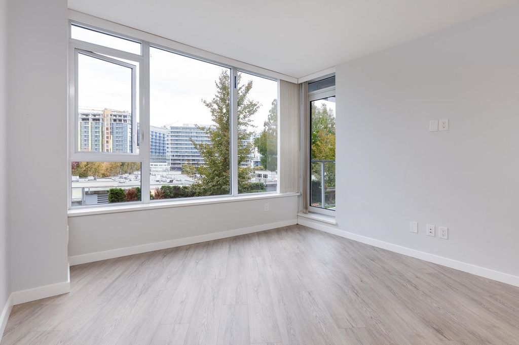 listing image 1108693253758651333