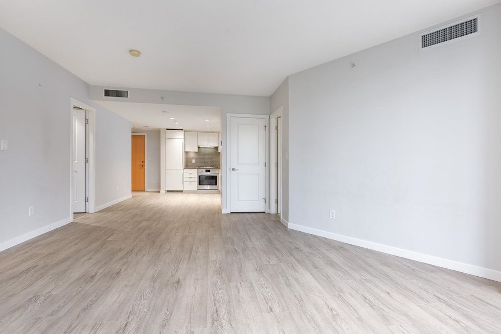 listing image 1106314828578901325
