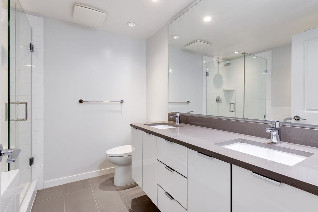 listing image 1107445403141131525