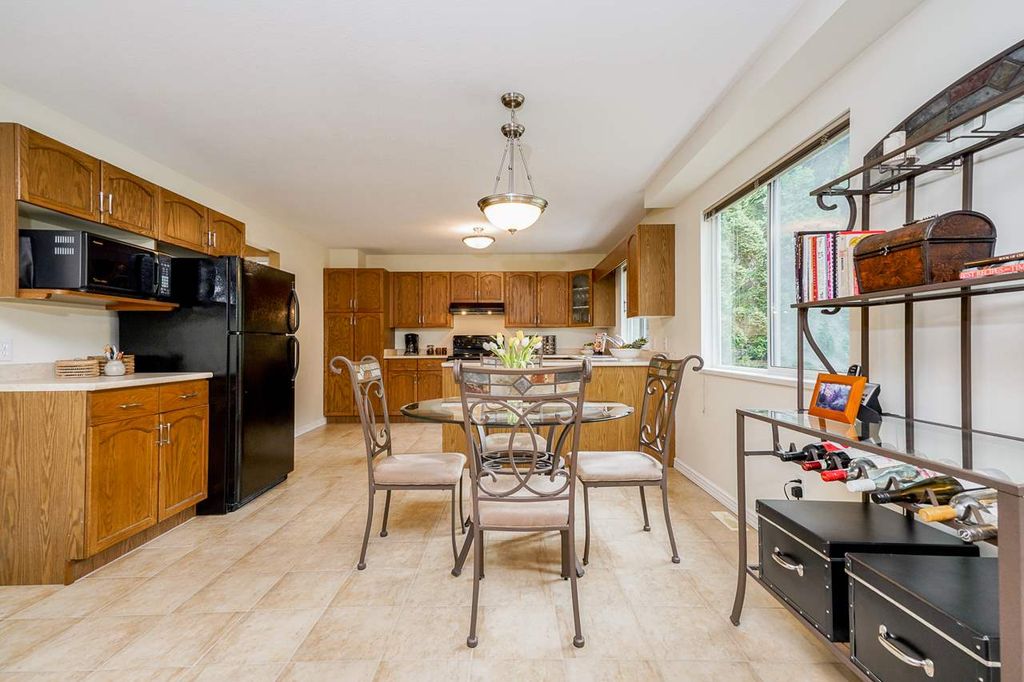 listing image 1106905198718352542