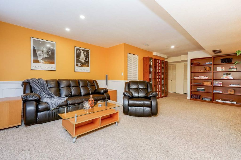 listing image 1107601689386151957