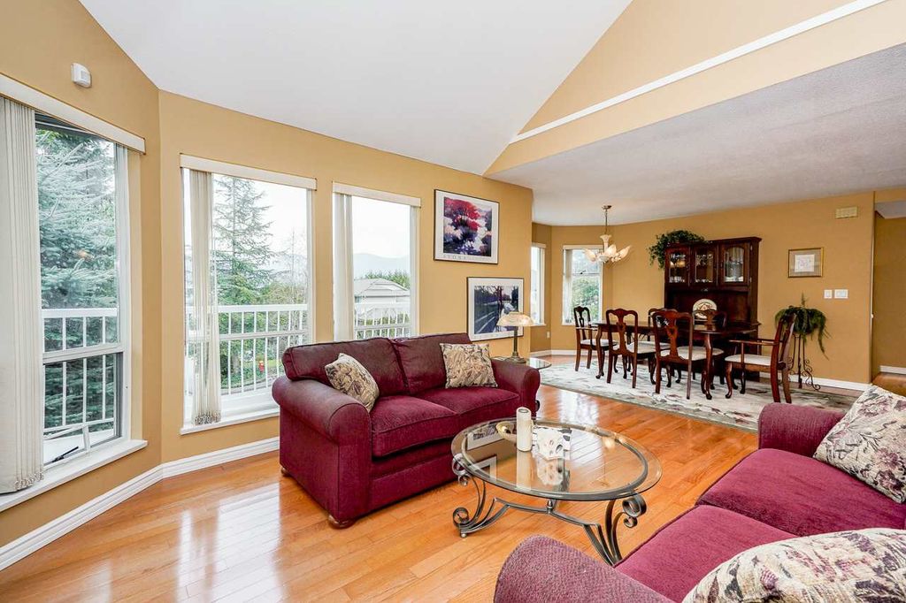 listing image 1102264722648763526