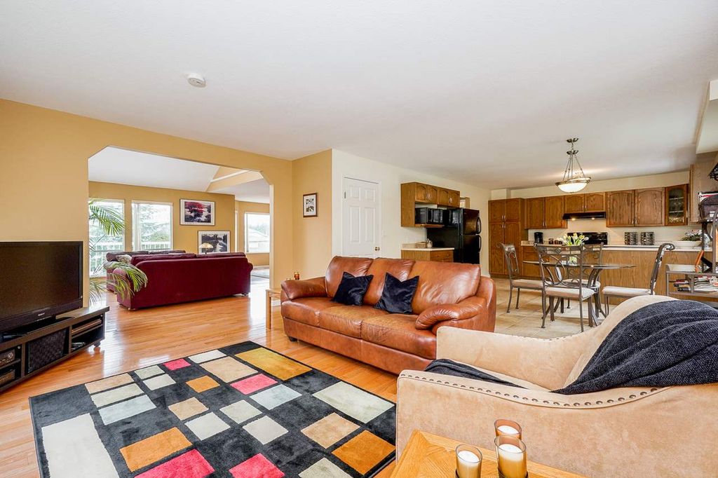 listing image 1102635493583728787