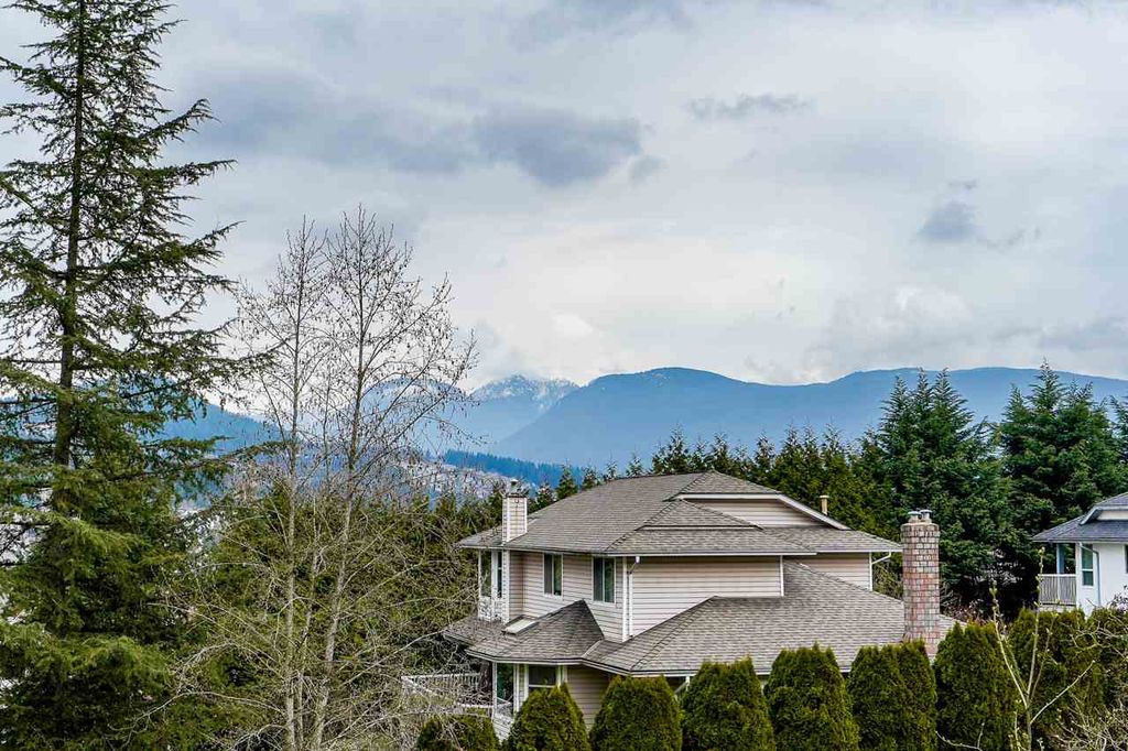 listing image 1103874225818068862