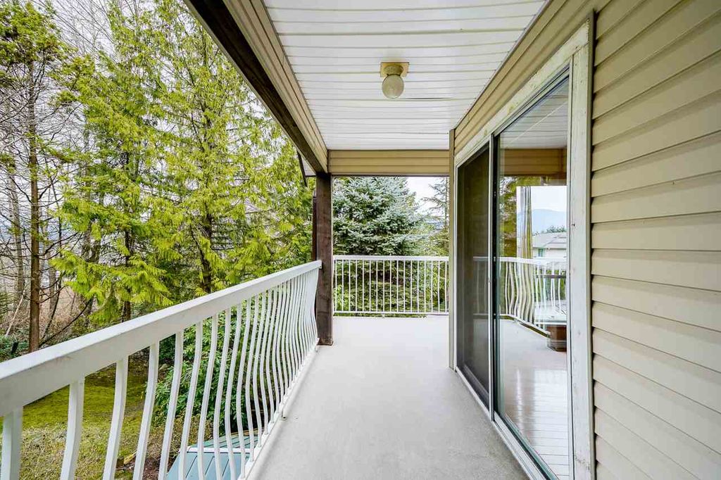 listing image 1104122292858431633