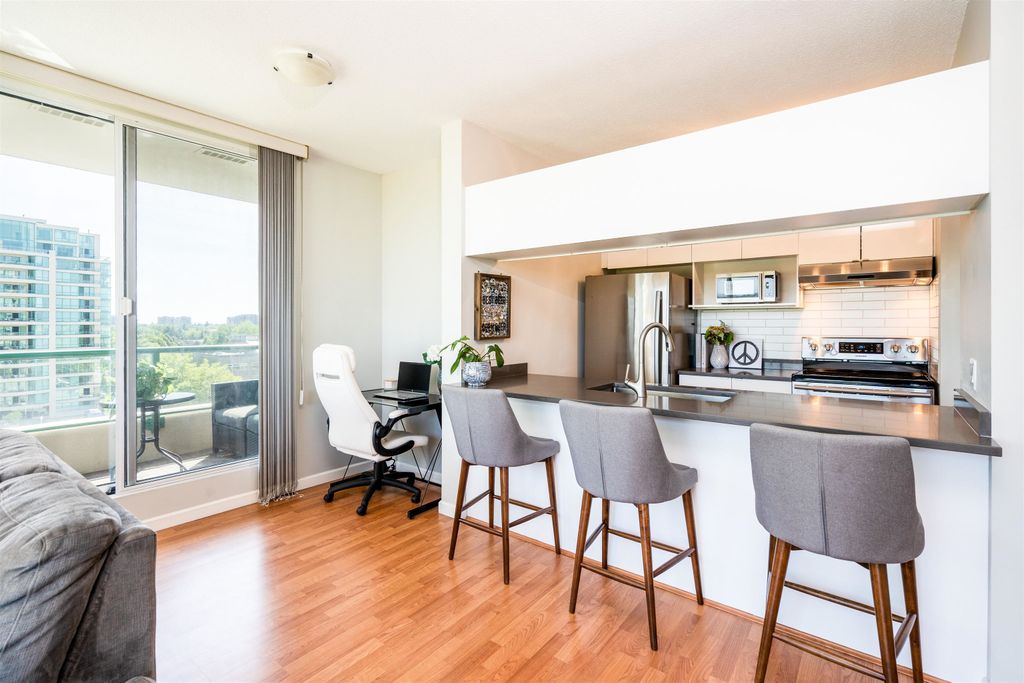 listing image 1103071054728538787