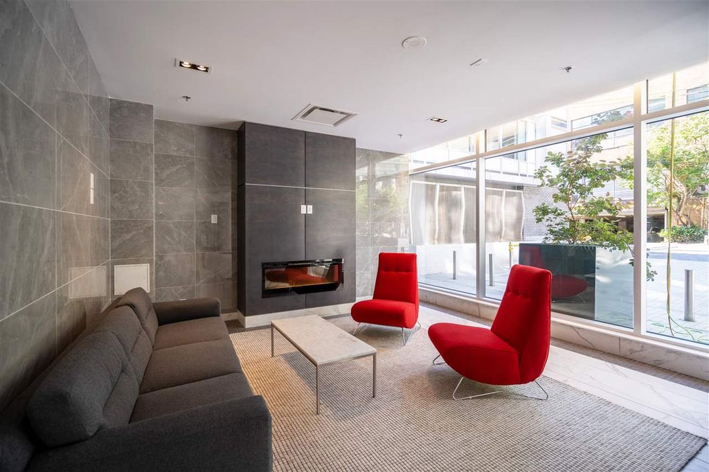 listing image 1108046286877910234