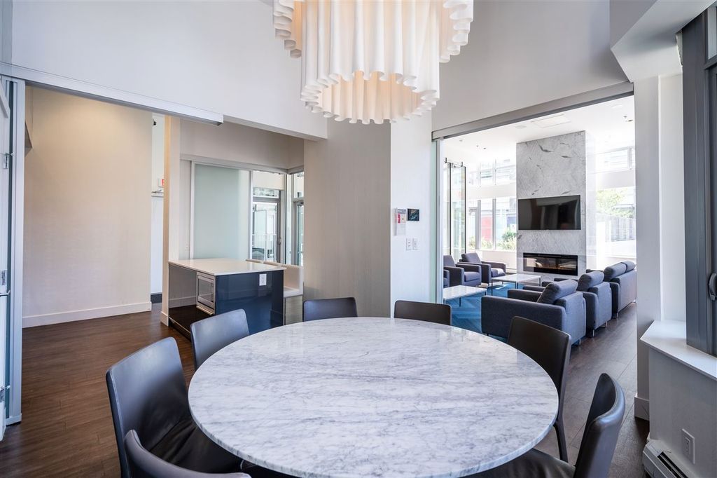 listing image 1106137463618506062
