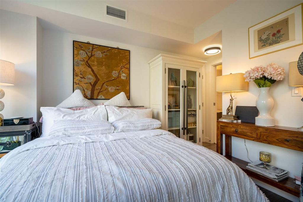 listing image 1104687530012814763