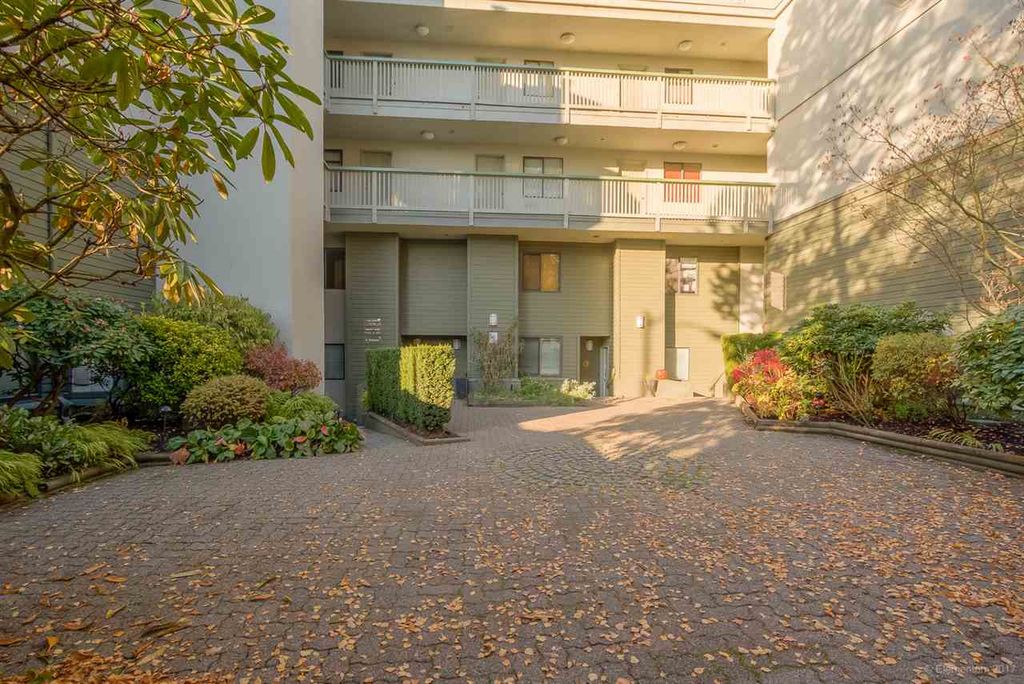 listing image 1108832065142208045