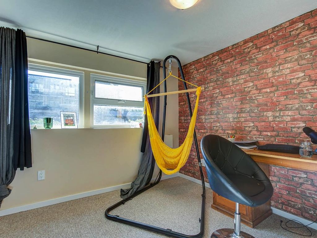 listing image 1103200653367963866