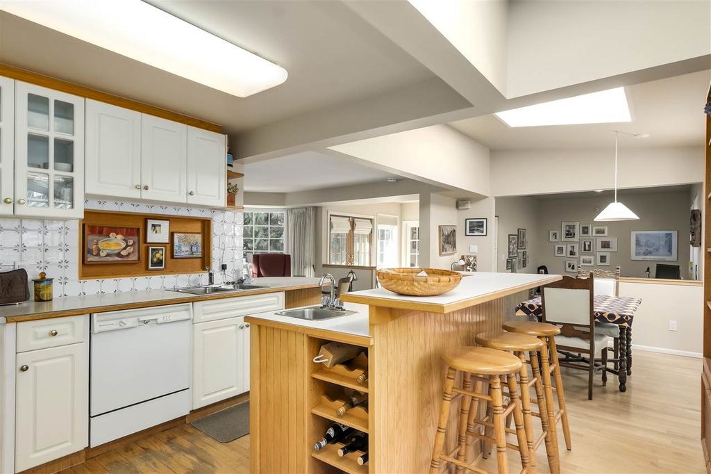 listing image 1103026124319036024