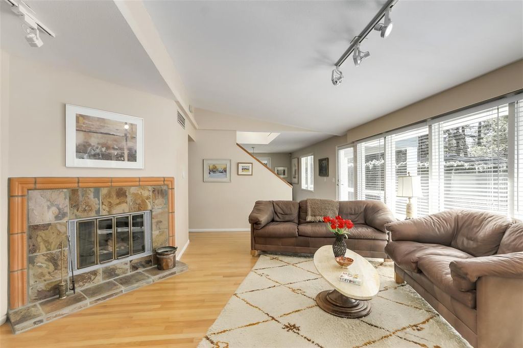 listing image 1107554281710400989