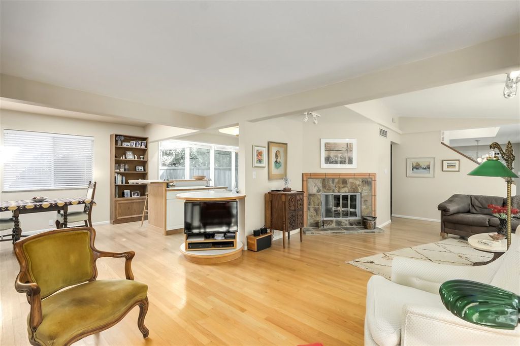 listing image 1106642725889344997