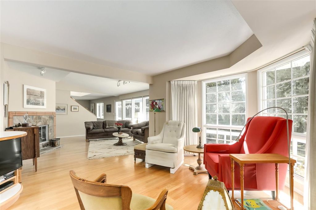 listing image 1102002267997281596