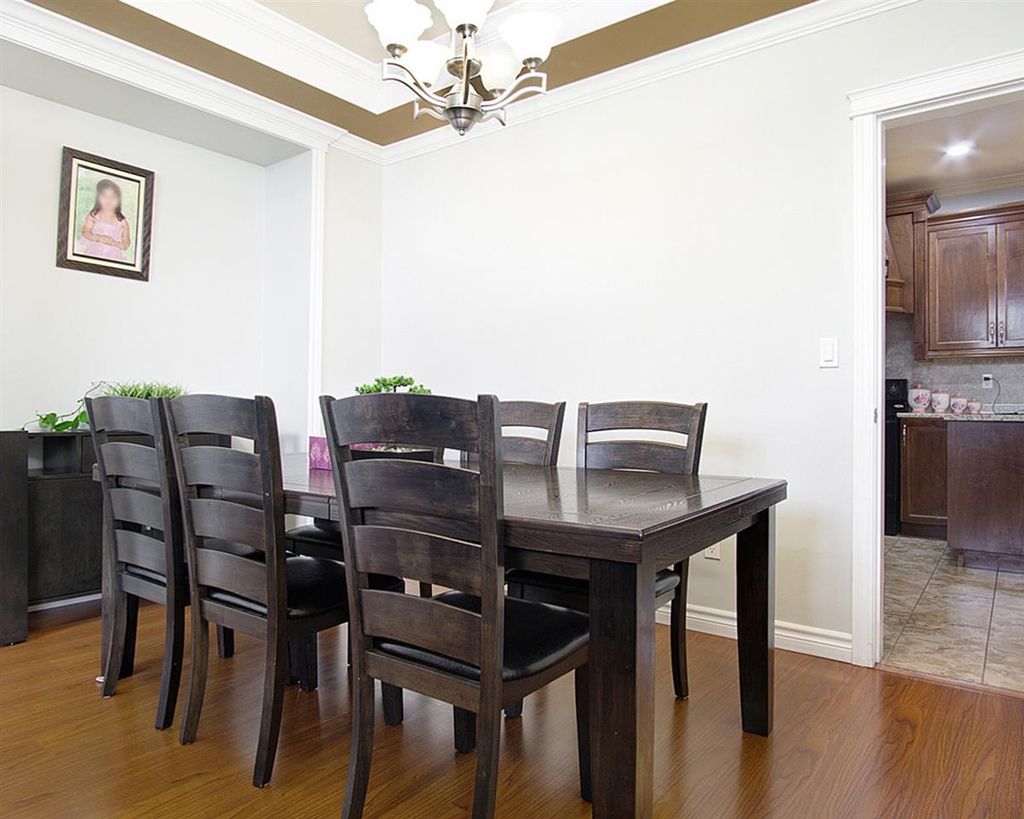 listing image 1107786028704038773