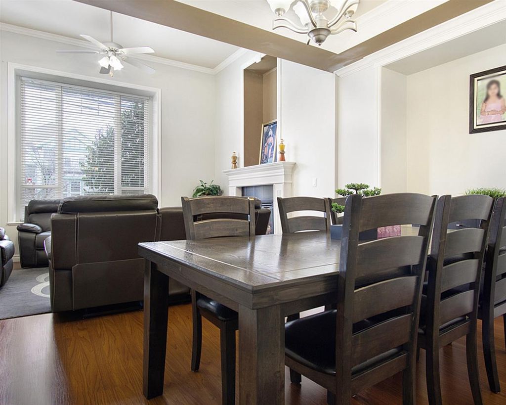 listing image 1100881990232254763