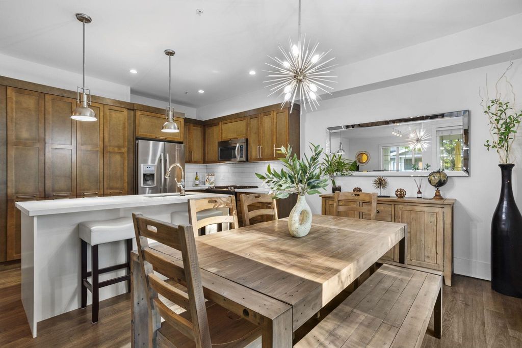 listing image 1102058974507211286
