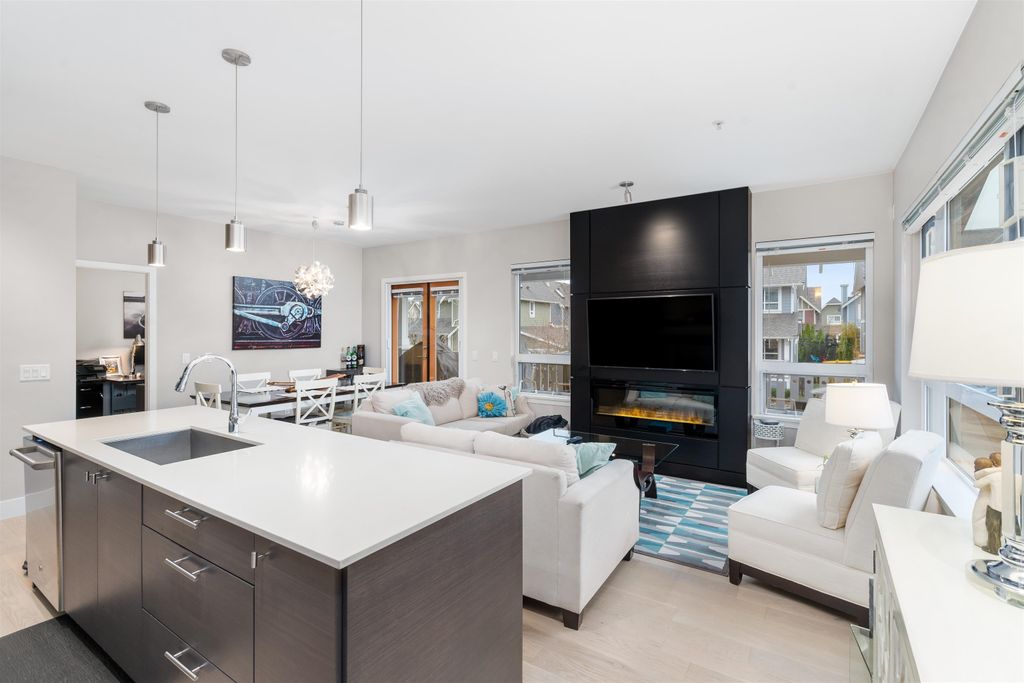 listing image 1105589291236251229