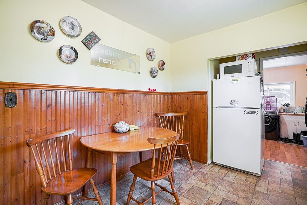 listing image 1108082987767362241