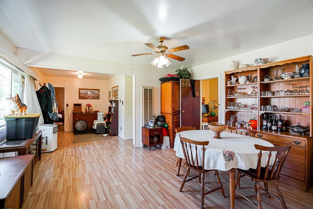 listing image 1103799170071414125