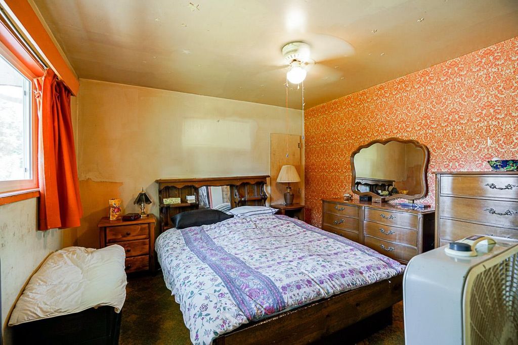 listing image 1107889024838539567