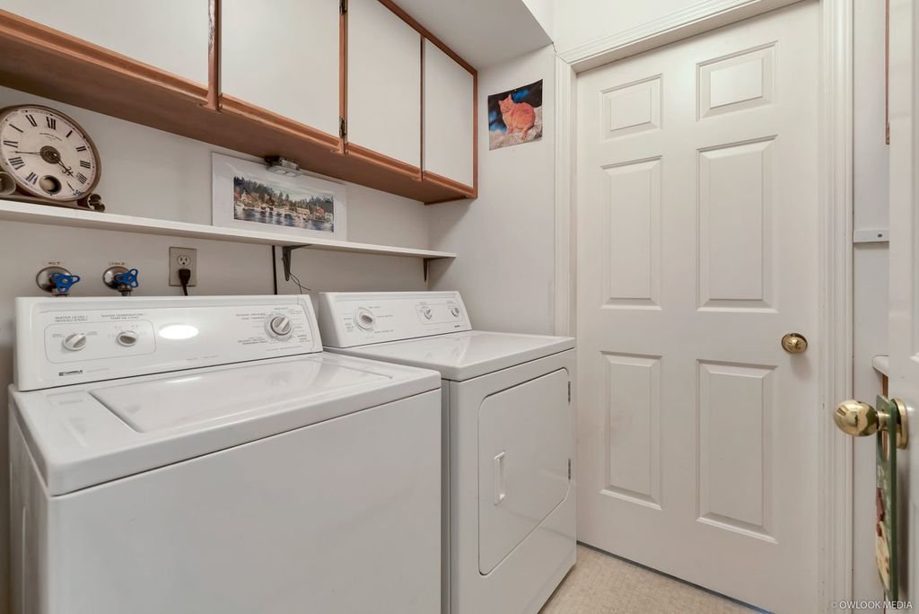 listing image 1100686054968420136