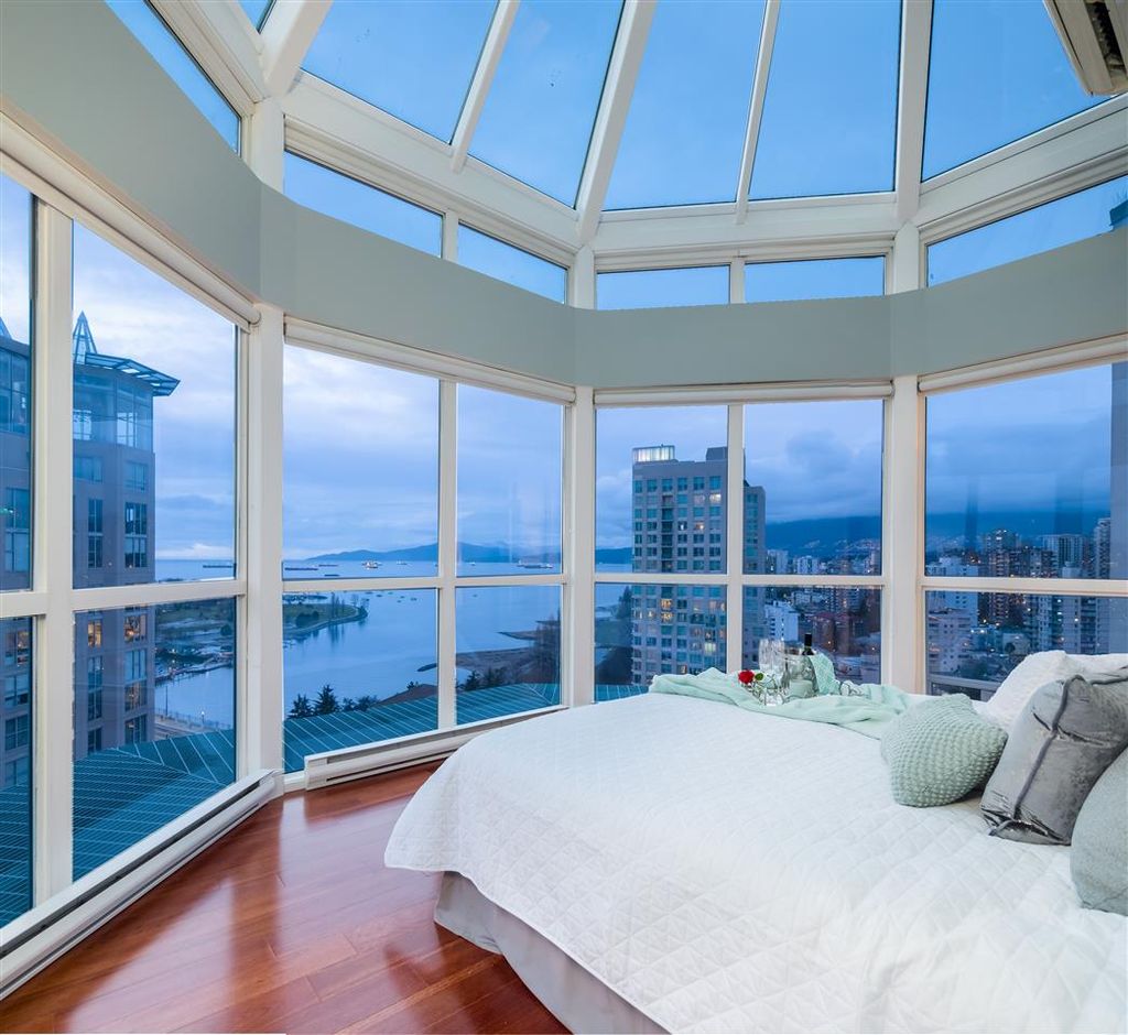 listing image 1108043485430981916