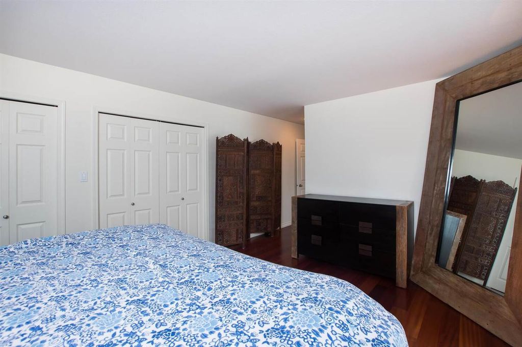 listing image 1109763920902359650