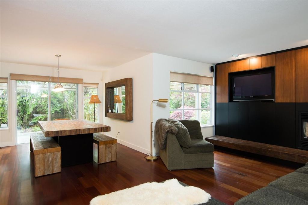 listing image 1105172195061467681
