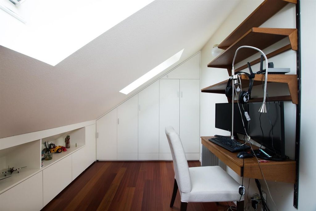 listing image 1108445085942256807