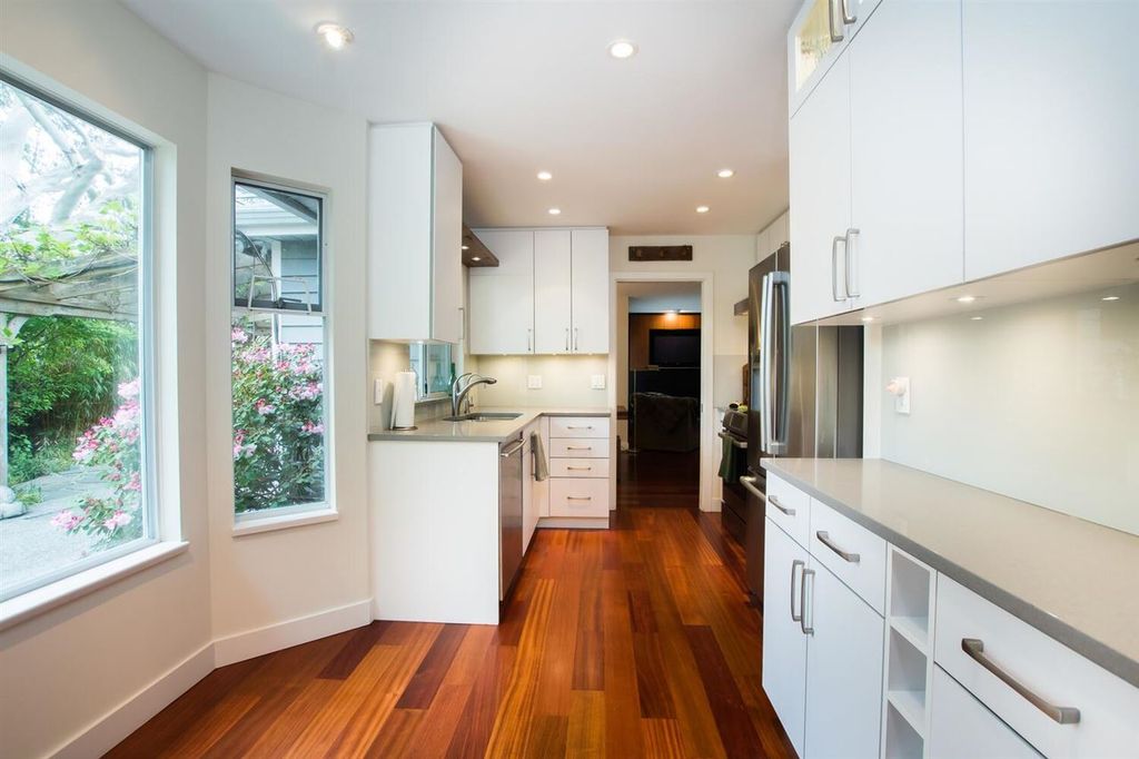 listing image 1104853568018835631