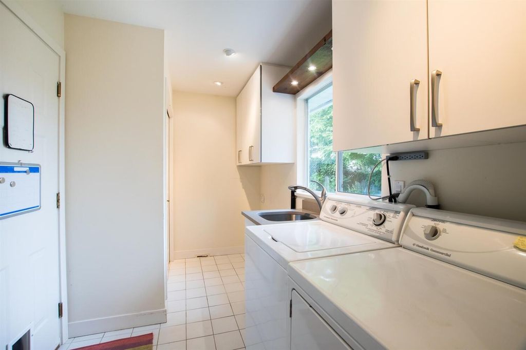 listing image 1103743830201671126
