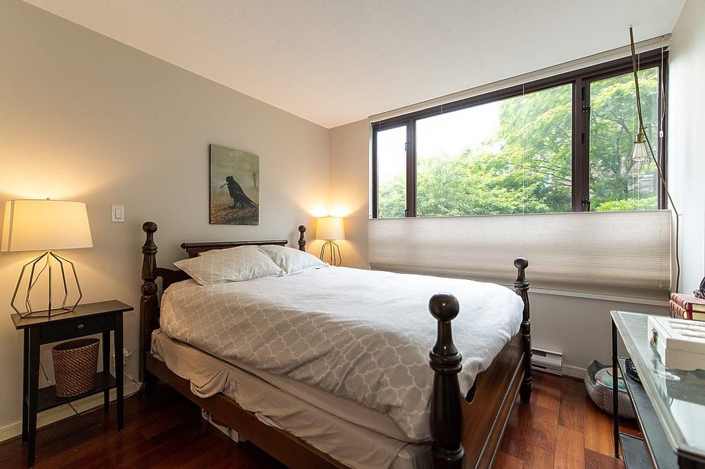 listing image 1105659313634579546