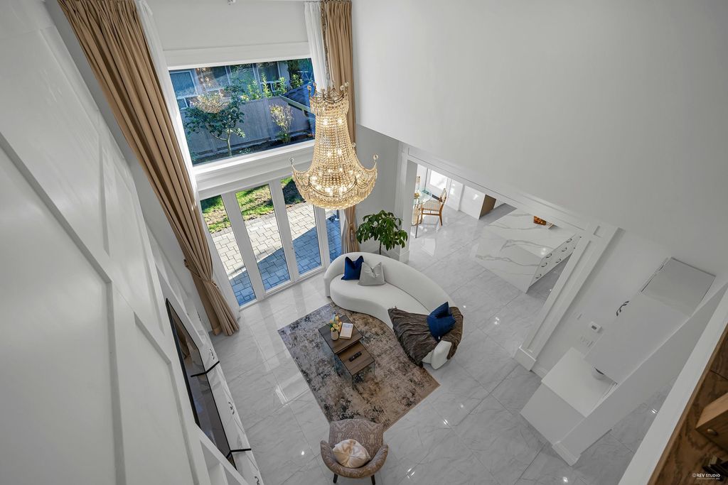 listing image 1109297975923452760