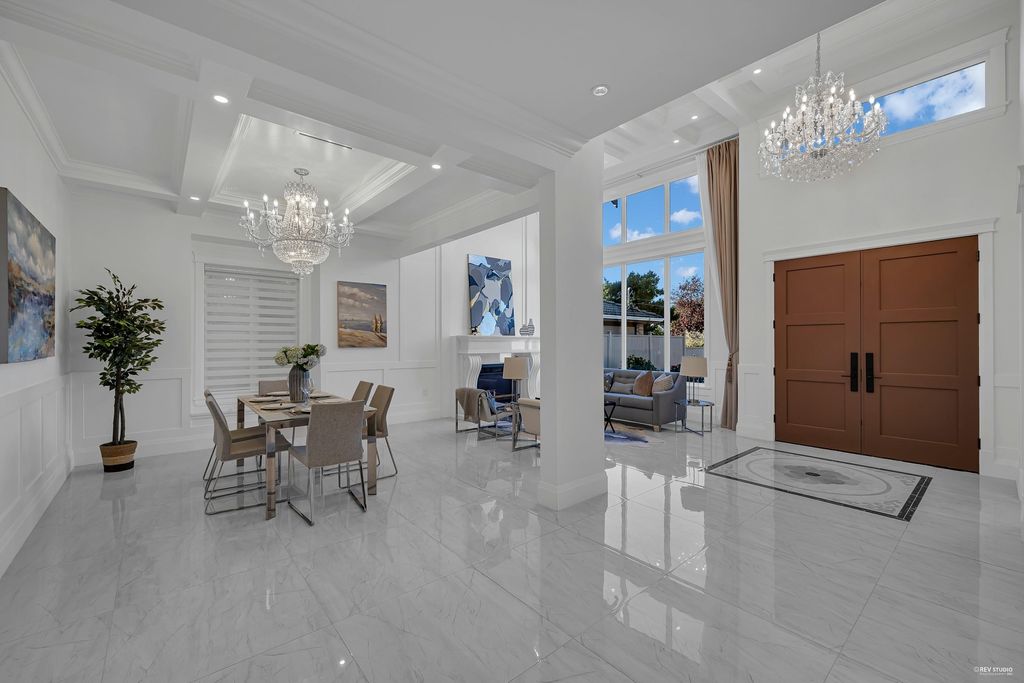 listing image 1106678573024878416