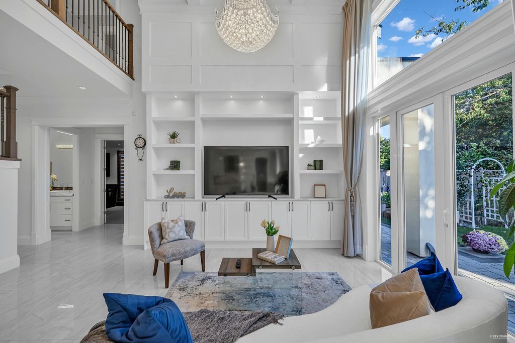 listing image 1104804354253620429