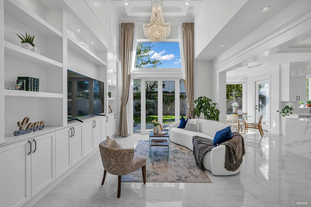 listing image 1102467701583421319