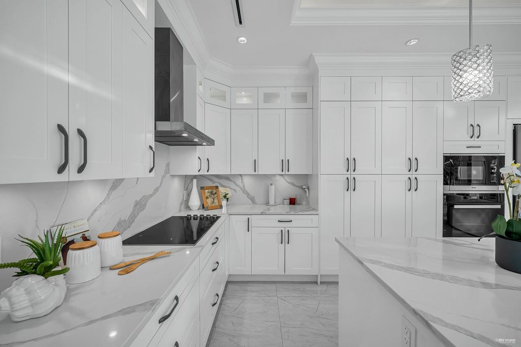 listing image 1101567672645603056