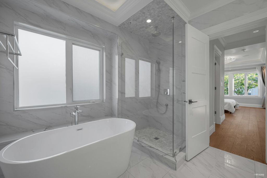 listing image 1104614736376351907