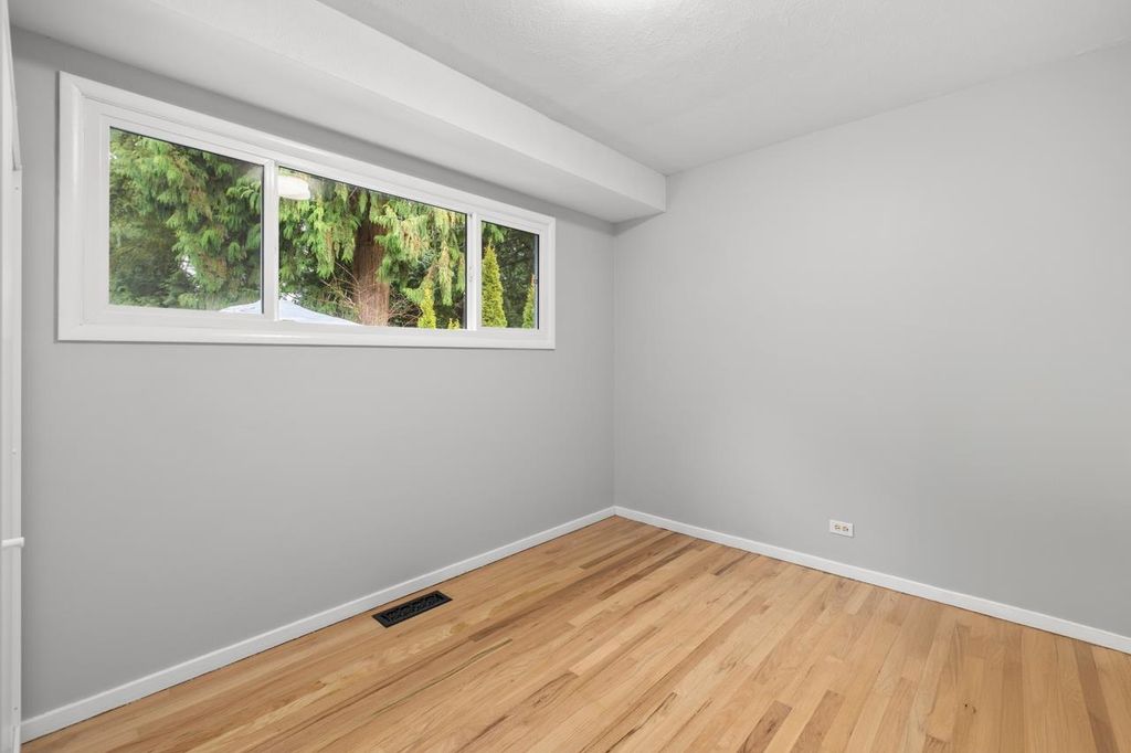 listing image 1103843028525344145
