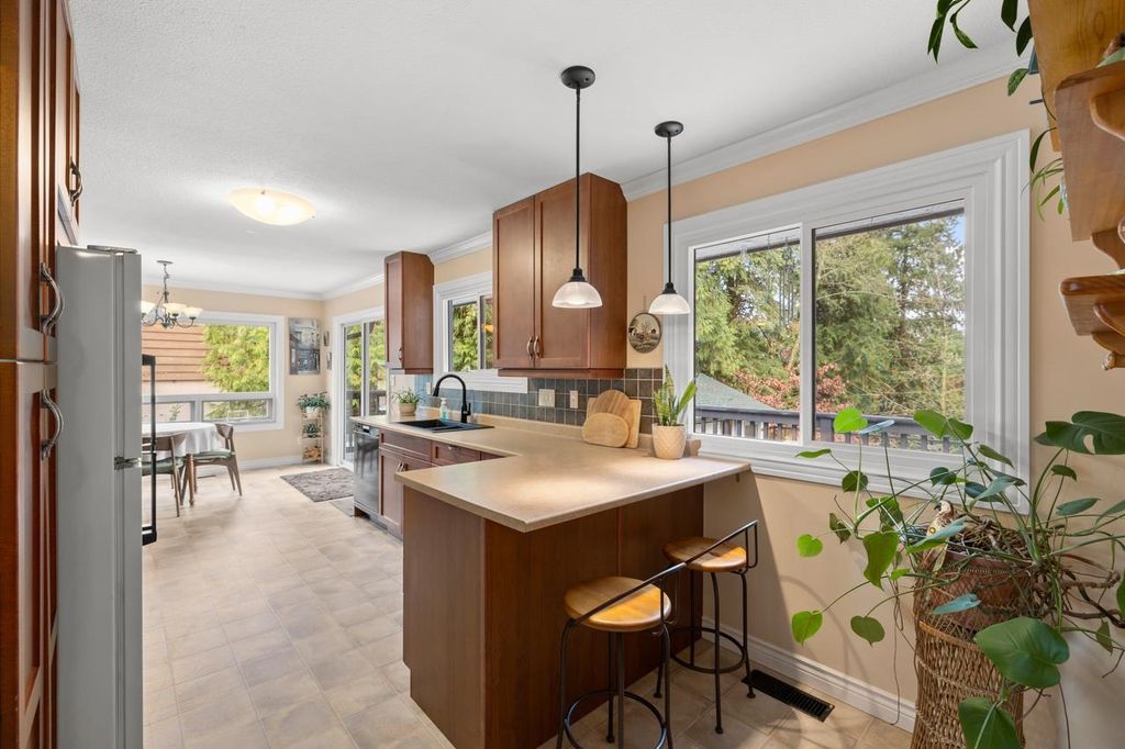 listing image 1108607807843239015