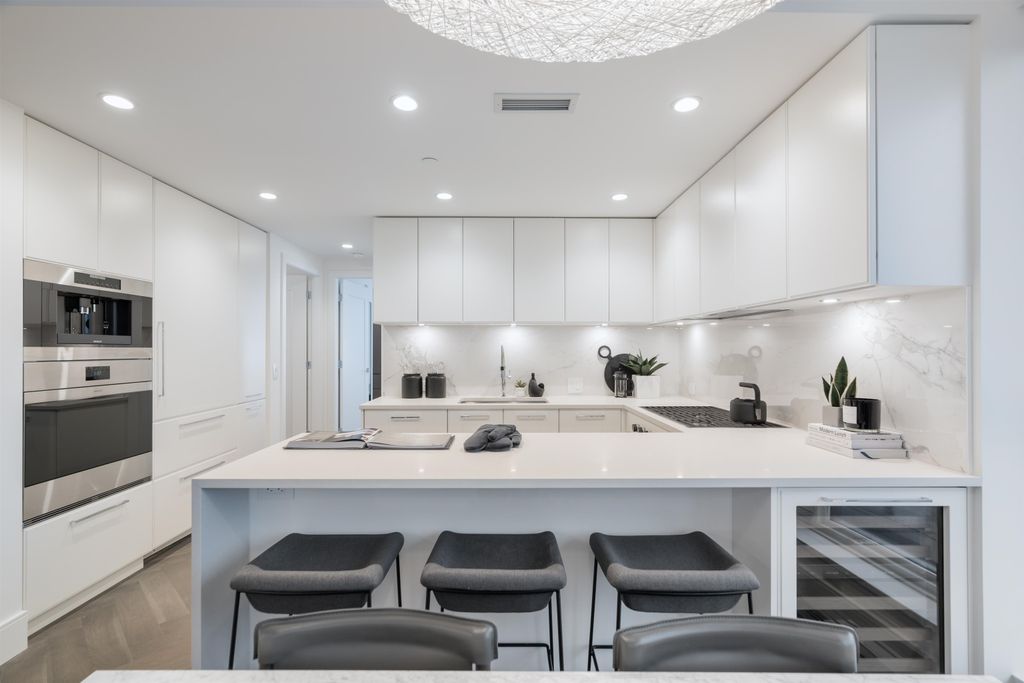 listing image 1105146551417100124