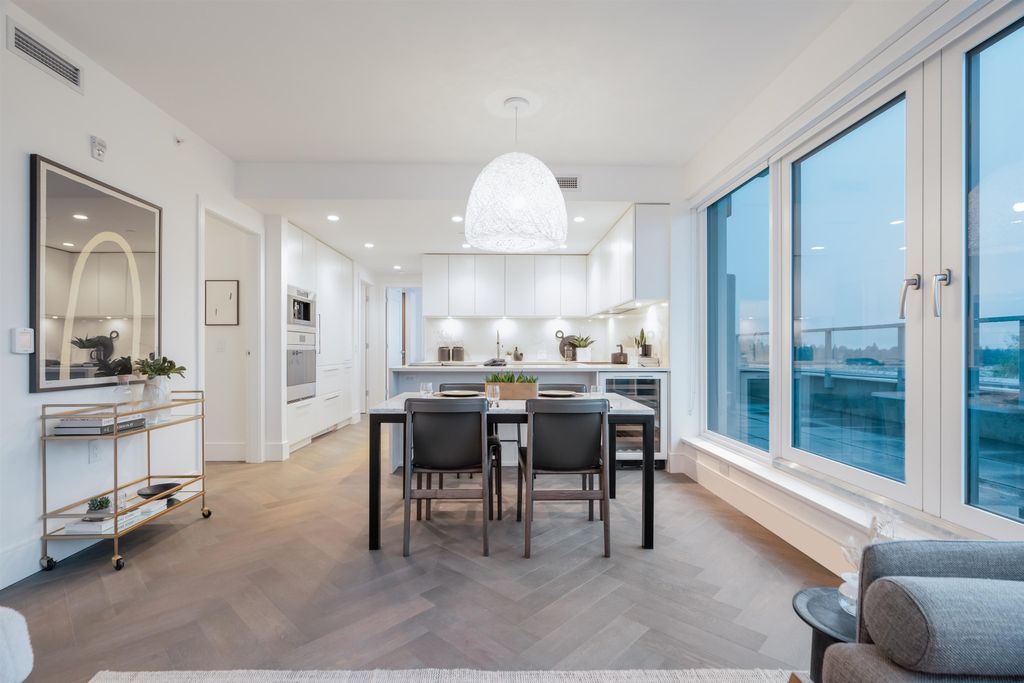 listing image 1107608334626257853