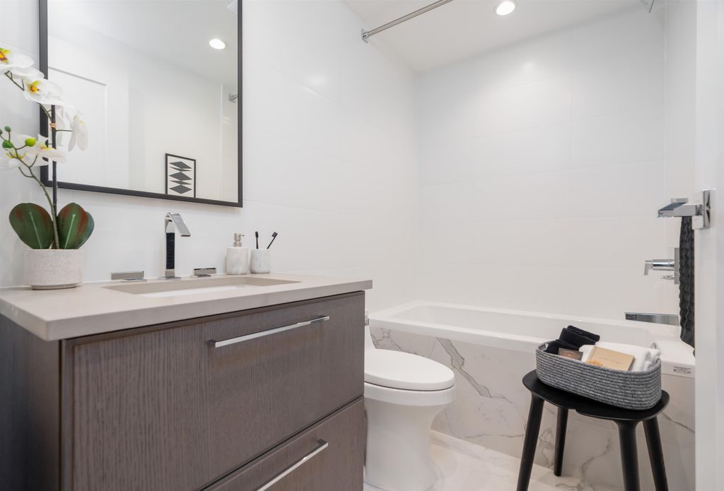 listing image 1108038534647515492