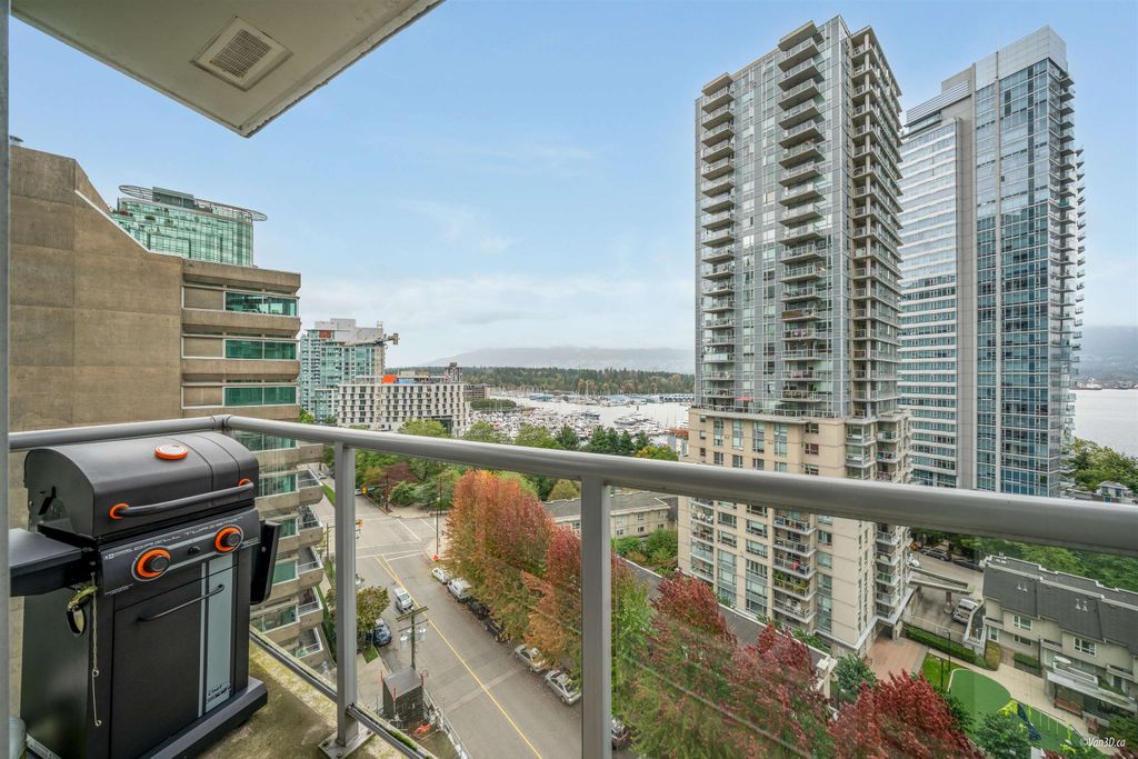 listing image 1101407888365265855